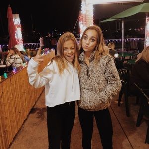 Meet your Posher, Molly